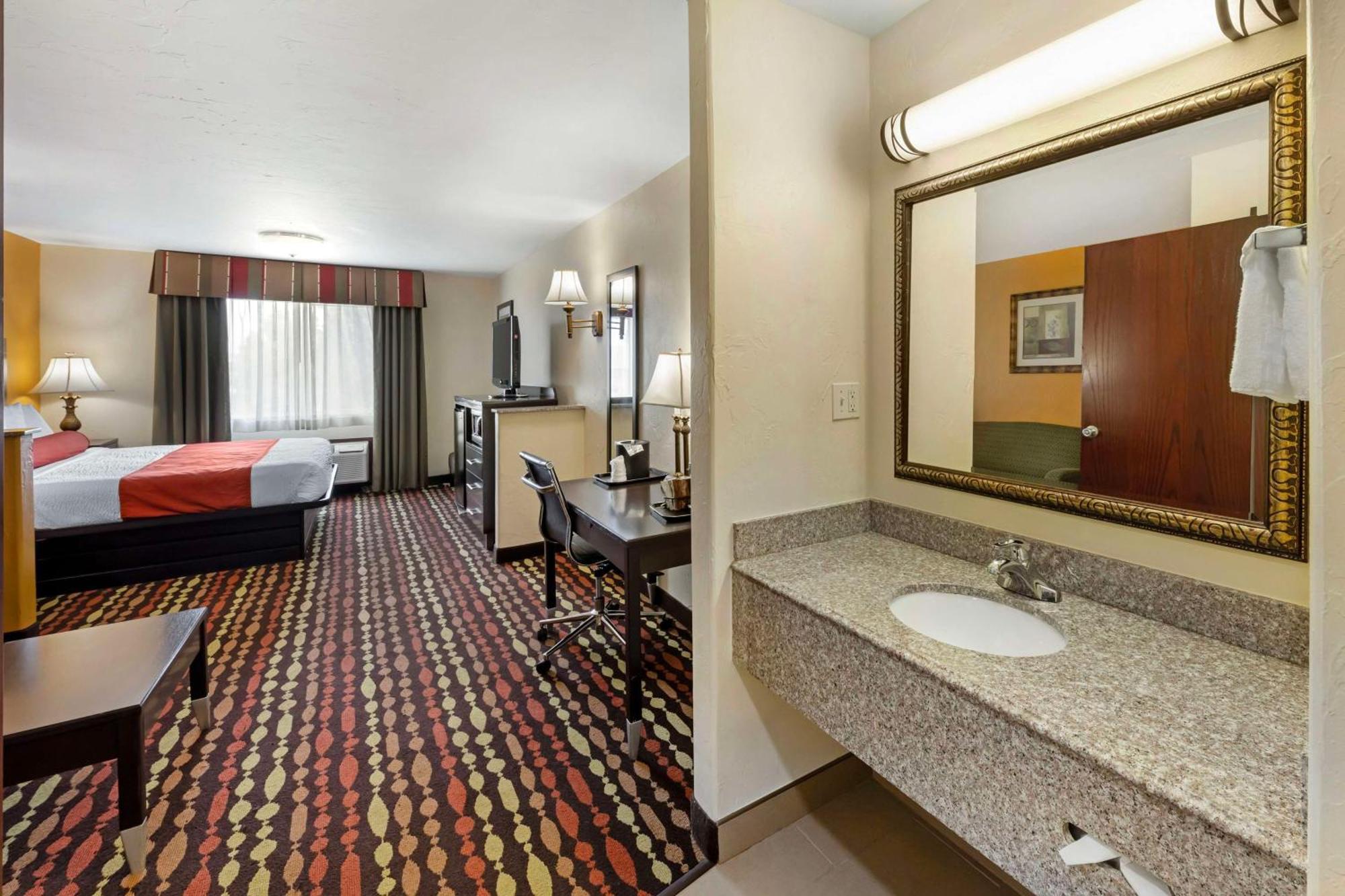 Best Western Greentree Inn & Suites Moore Eksteriør bilde
