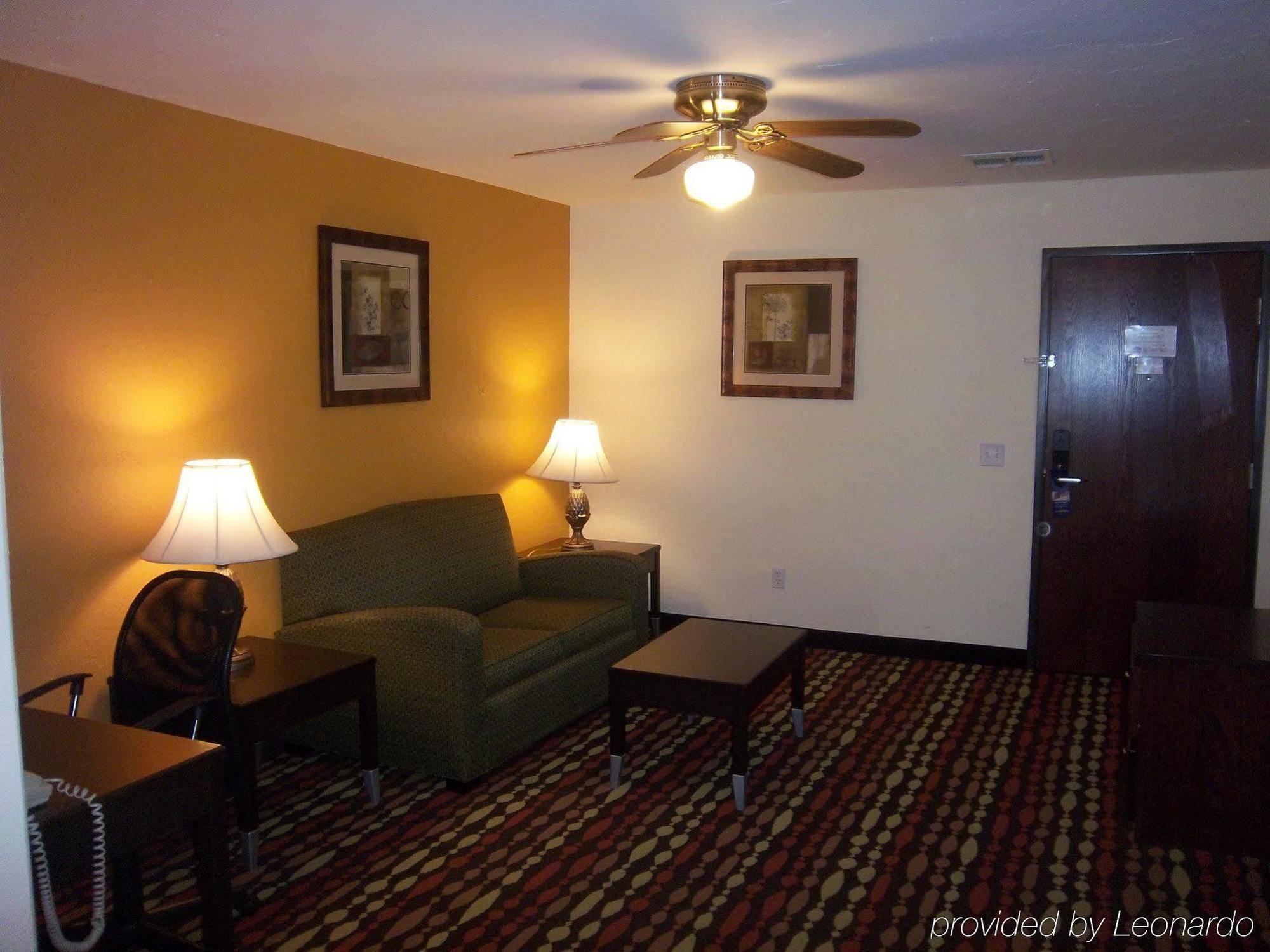 Best Western Greentree Inn & Suites Moore Eksteriør bilde