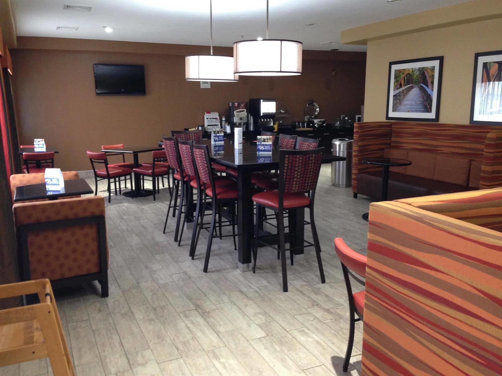 Best Western Greentree Inn & Suites Moore Eksteriør bilde
